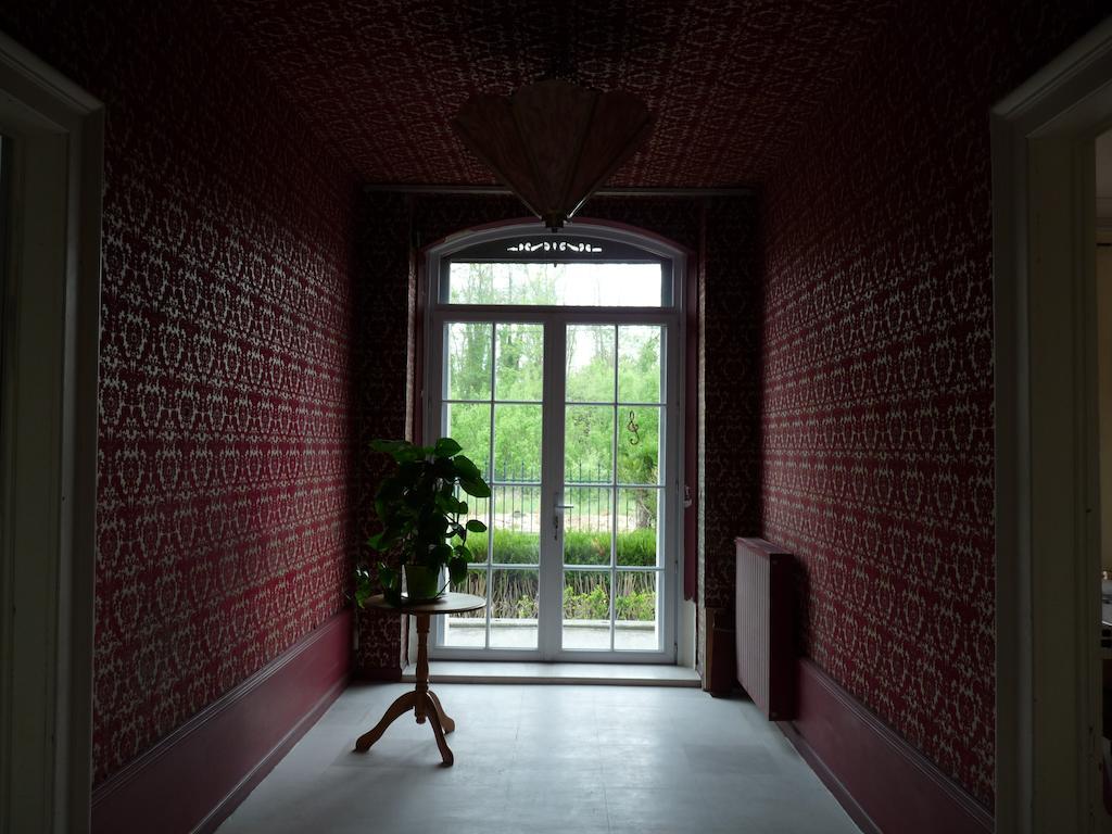 Le Betrot Bed & Breakfast Estissac Eksteriør bilde