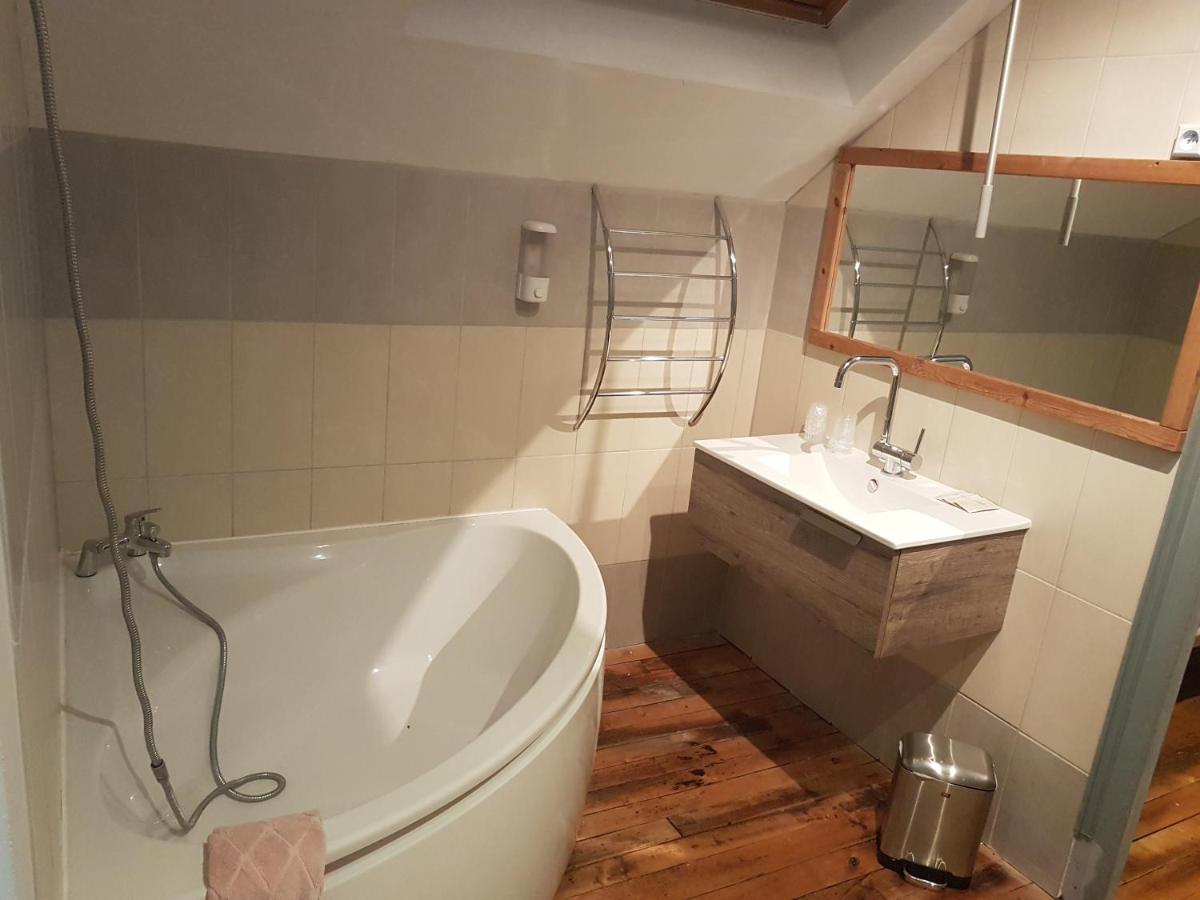 Le Betrot Bed & Breakfast Estissac Eksteriør bilde